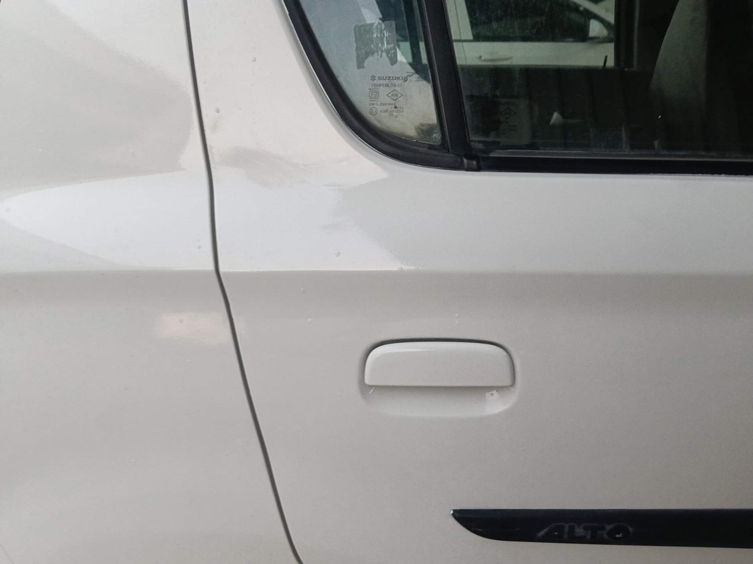 Used 2020 Maruti Suzuki Alto 800 VXi Petrol Manual dents MINOR DENT