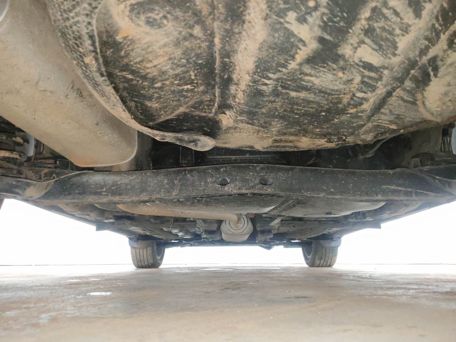 Used 2021 Volkswagen Taigun GT 1.5 TSI MT Petrol Manual extra REAR UNDERBODY VIEW (TAKEN FROM REAR)