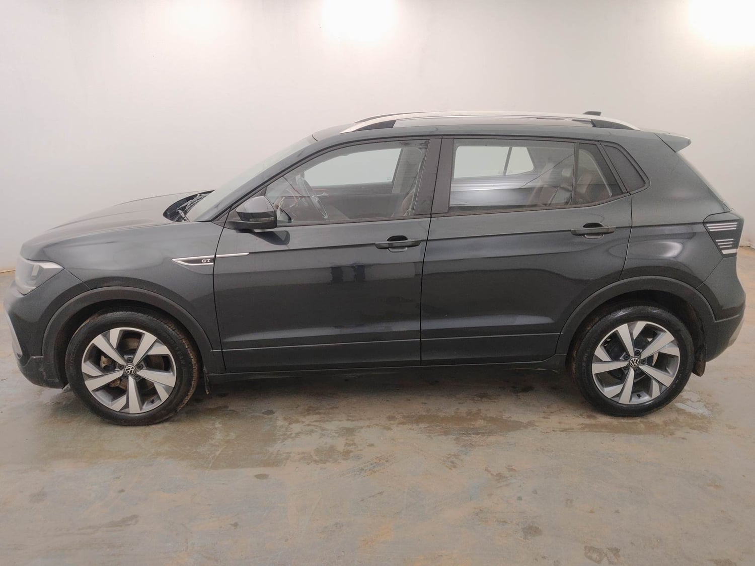 Used 2021 Volkswagen Taigun GT 1.5 TSI MT Petrol Manual exterior LEFT SIDE VIEW