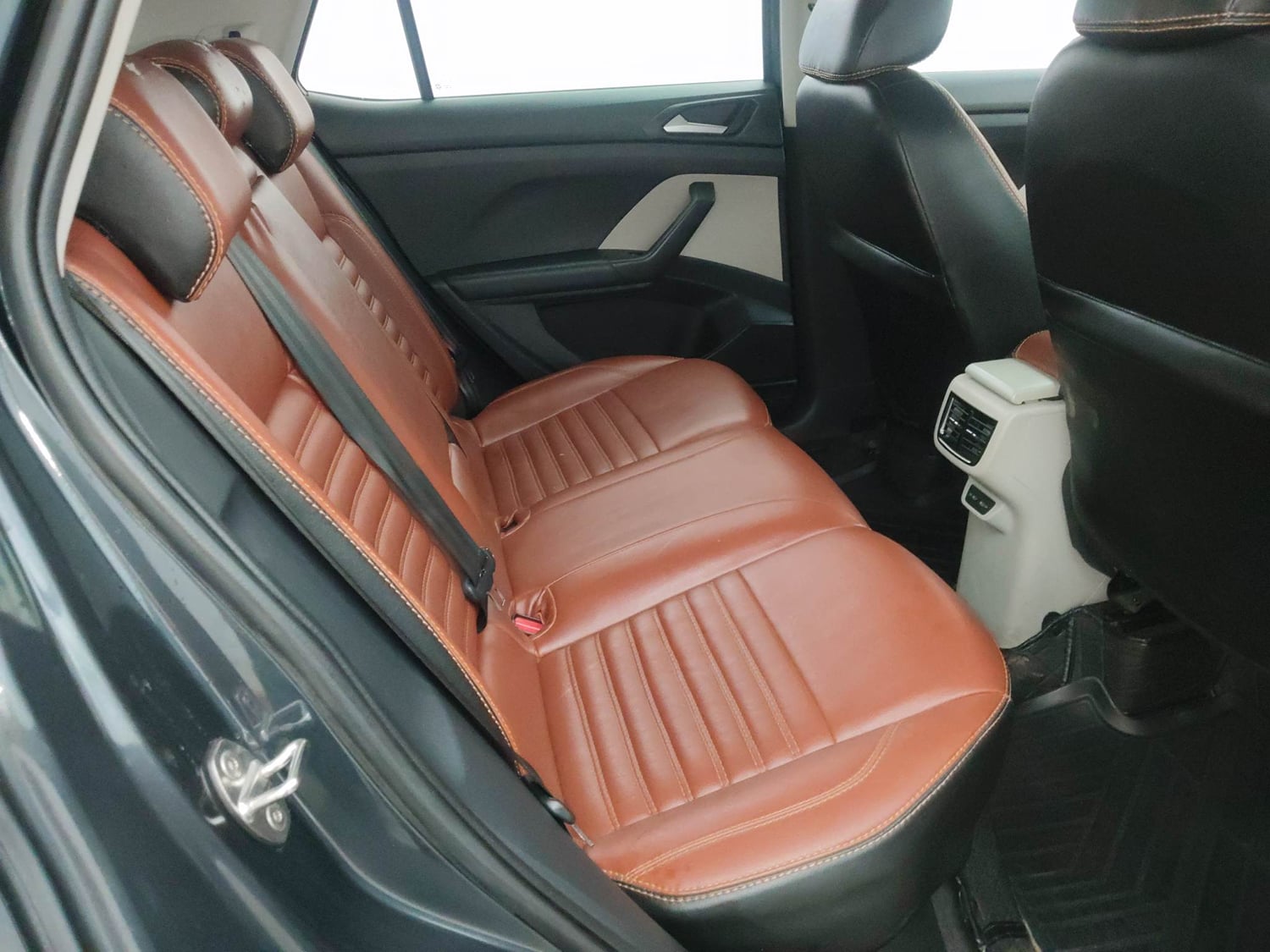 Used 2021 Volkswagen Taigun GT 1.5 TSI MT Petrol Manual interior RIGHT SIDE REAR DOOR CABIN VIEW