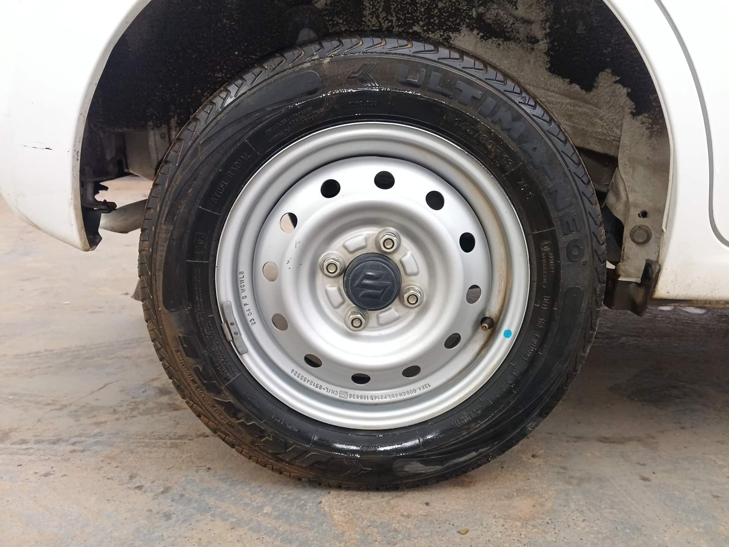 Used 2023 Maruti Suzuki Alto K10 LXi Petrol Manual tyres RIGHT REAR TYRE RIM VIEW