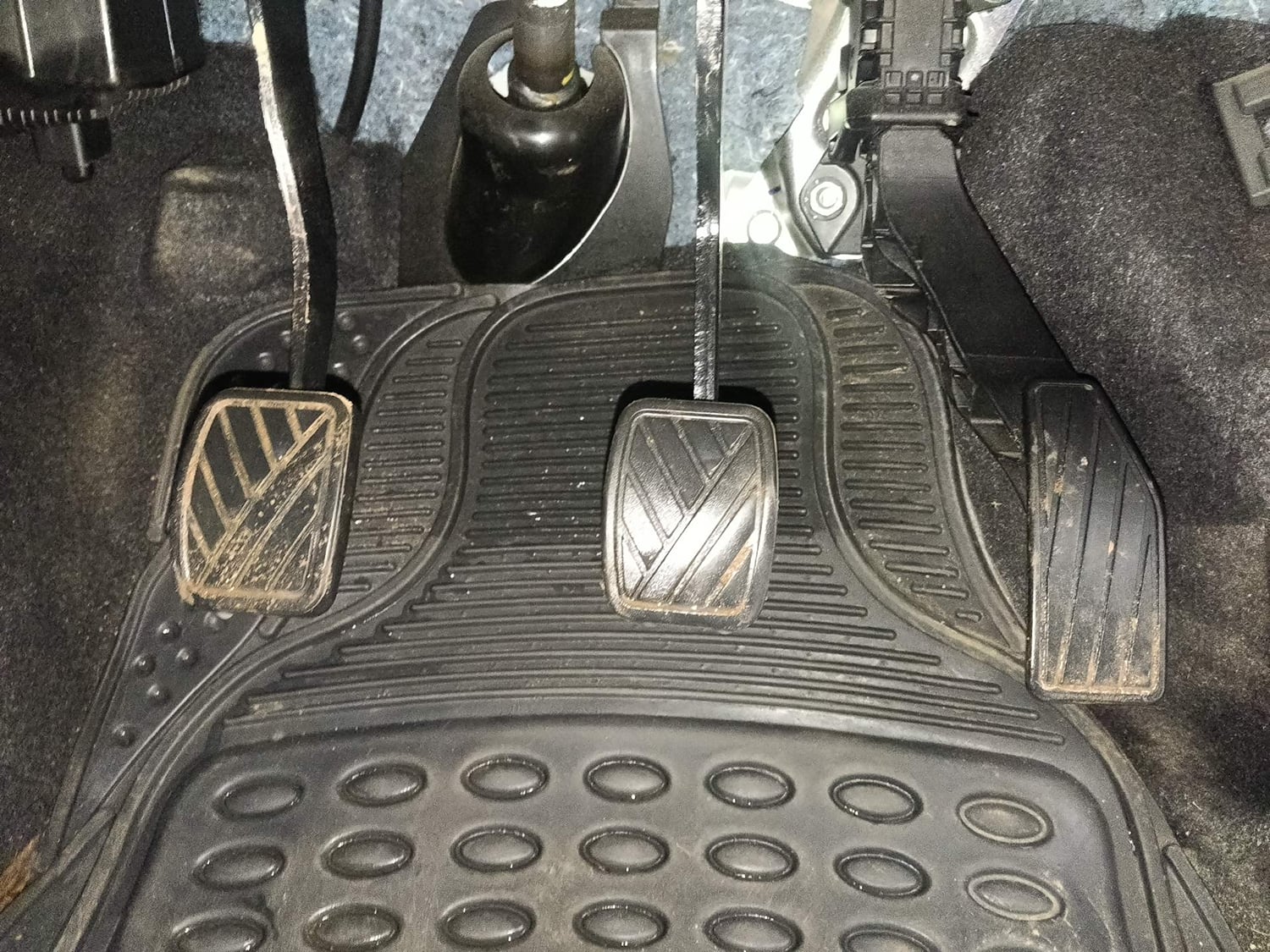 Used 2023 Maruti Suzuki Alto K10 LXi Petrol Manual interior PEDALS VIEW