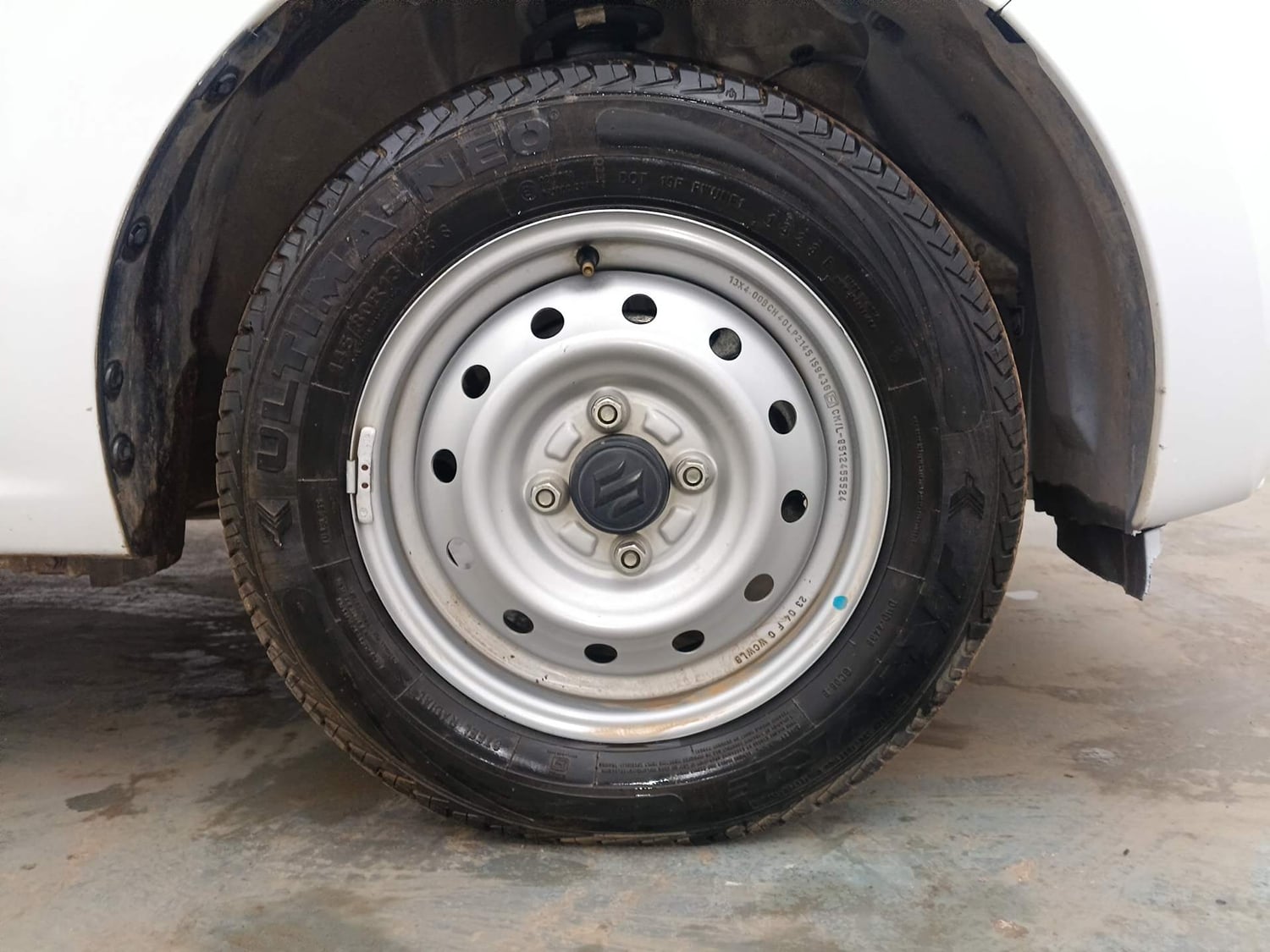 Used 2023 Maruti Suzuki Alto K10 LXi Petrol Manual tyres RIGHT FRONT TYRE RIM VIEW
