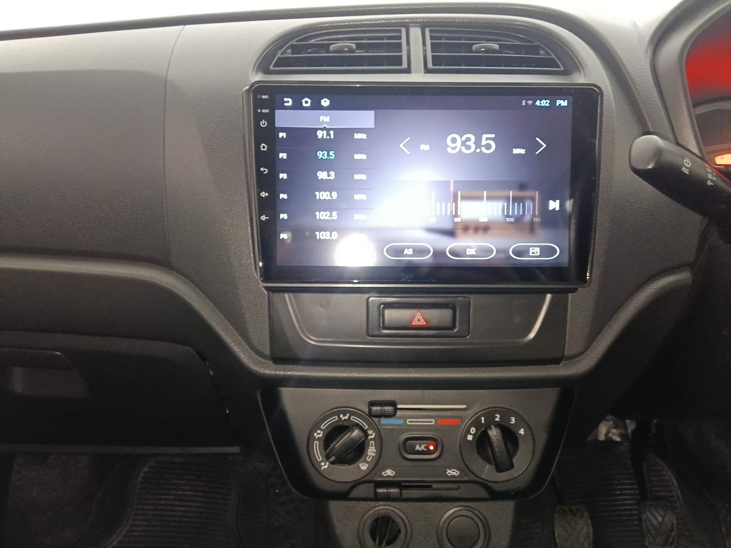 Used 2023 Maruti Suzuki Alto K10 LXi Petrol Manual interior MUSIC SYSTEM & AC CONTROL VIEW