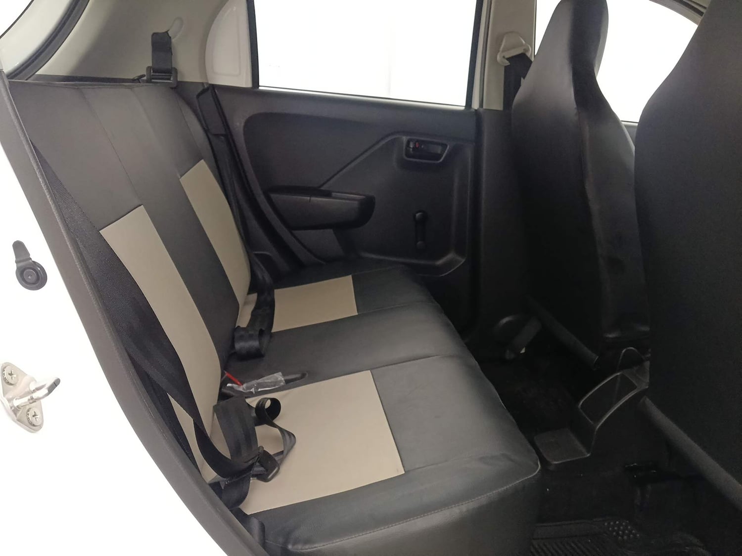 Used 2023 Maruti Suzuki Alto K10 LXi Petrol Manual interior RIGHT SIDE REAR DOOR CABIN VIEW