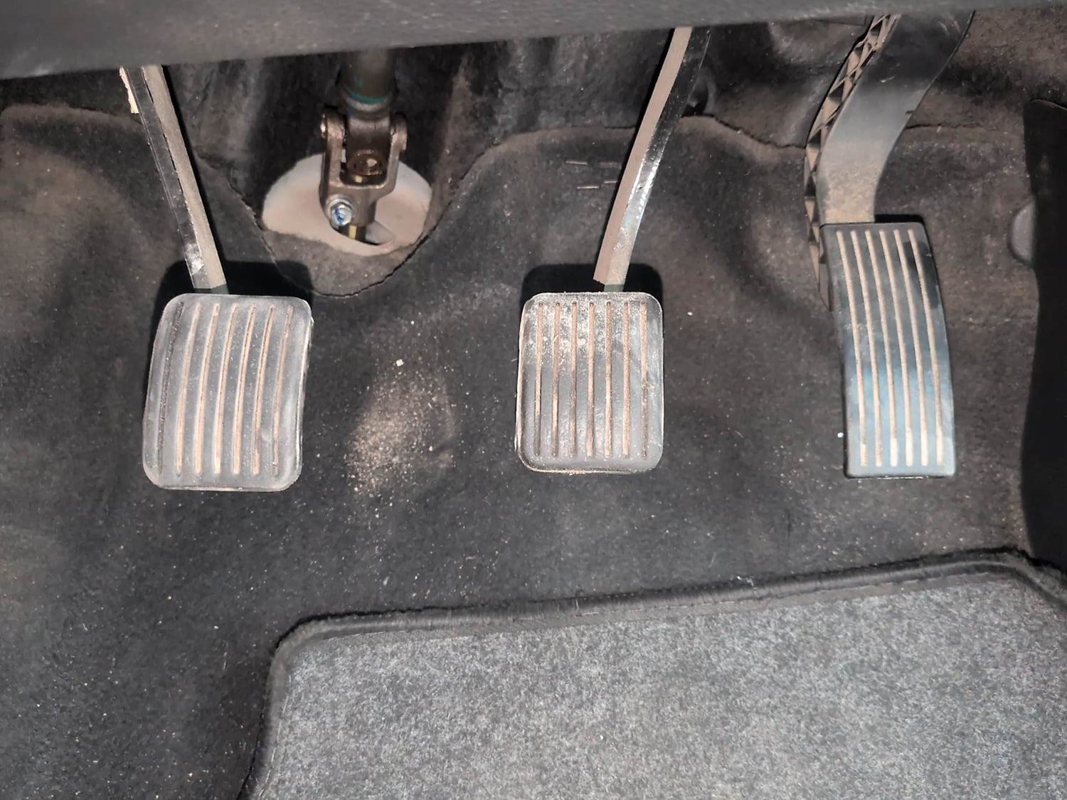 Used 2016 Hyundai Xcent S 1.2 Petrol Manual interior PEDALS VIEW