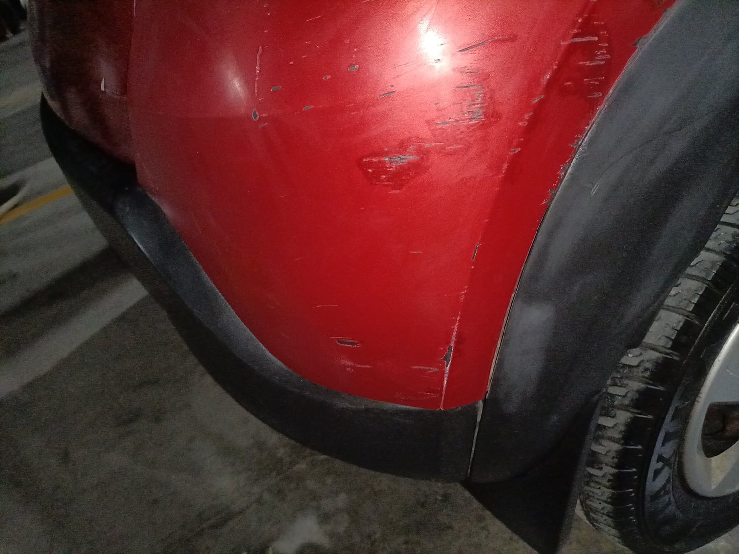 Used 2016 Renault Kwid RXT Petrol Manual dents MINOR SCRATCH