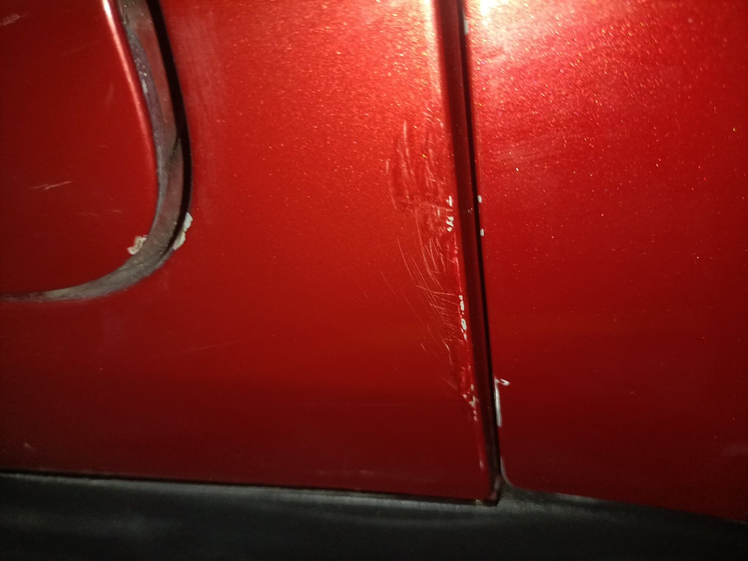 Used 2016 Renault Kwid RXT Petrol Manual dents MINOR SCRATCH