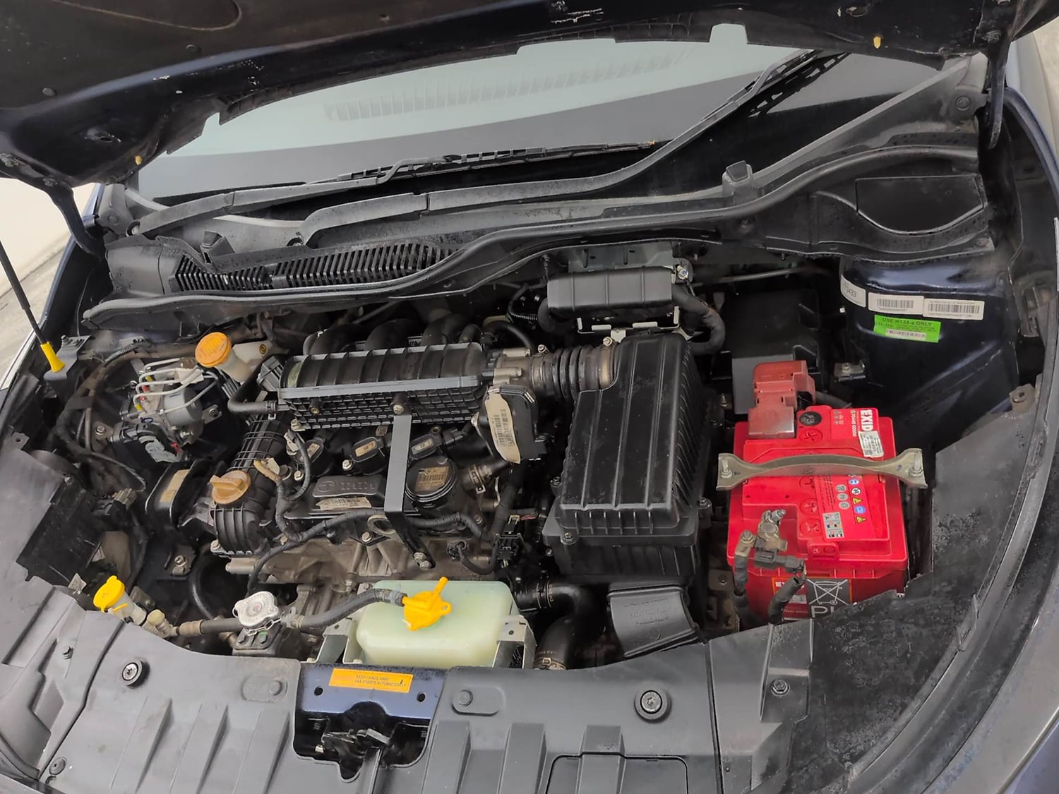 Used 2023 Tata Altroz XZA Petrol Petrol Automatic engine ENGINE LEFT SIDE VIEW
