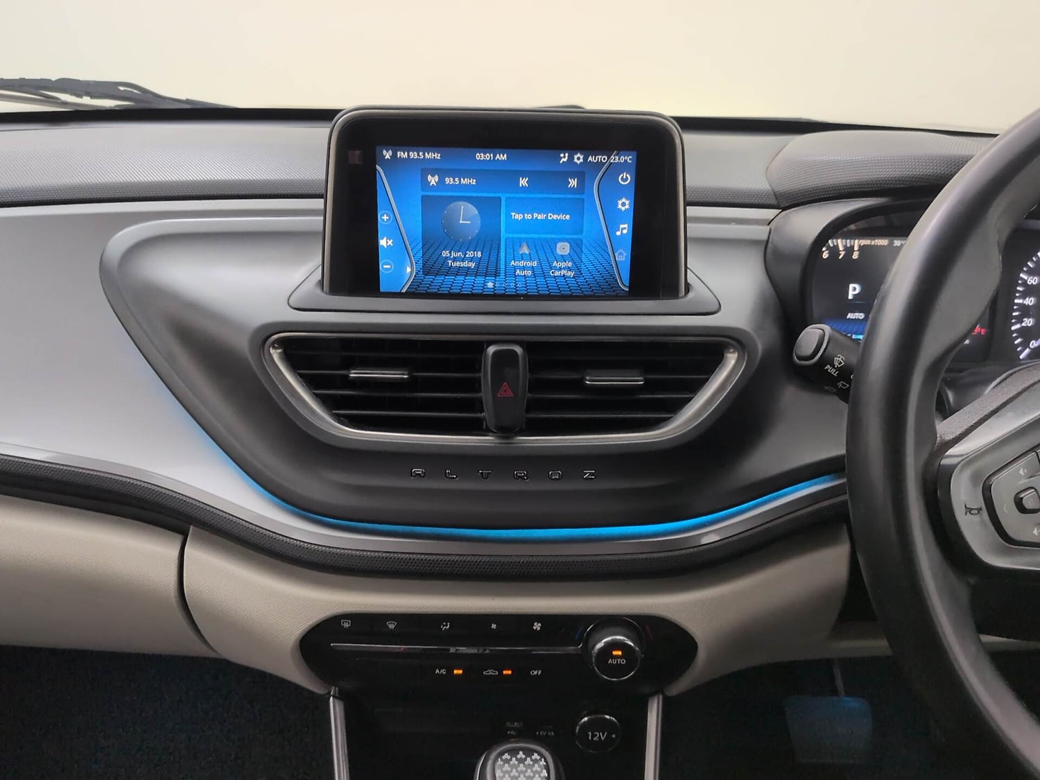 Used 2023 Tata Altroz XZA Petrol Petrol Automatic interior MUSIC SYSTEM & AC CONTROL VIEW