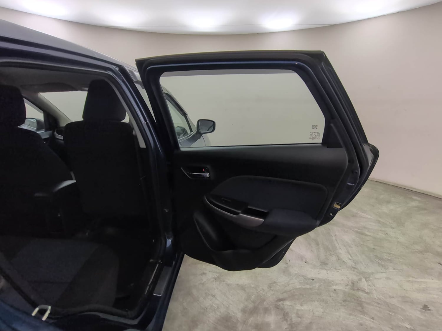 Used 2020 Maruti Suzuki Baleno Zeta Petrol Manual interior RIGHT REAR DOOR OPEN VIEW