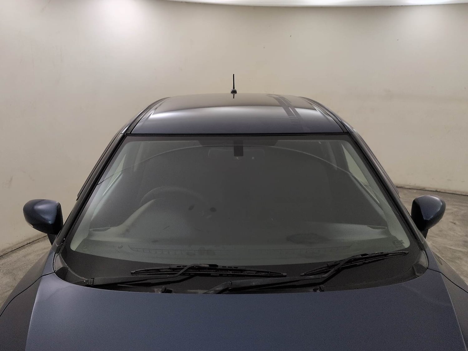 Used 2020 Maruti Suzuki Baleno Zeta Petrol Manual exterior FRONT WINDSHIELD VIEW