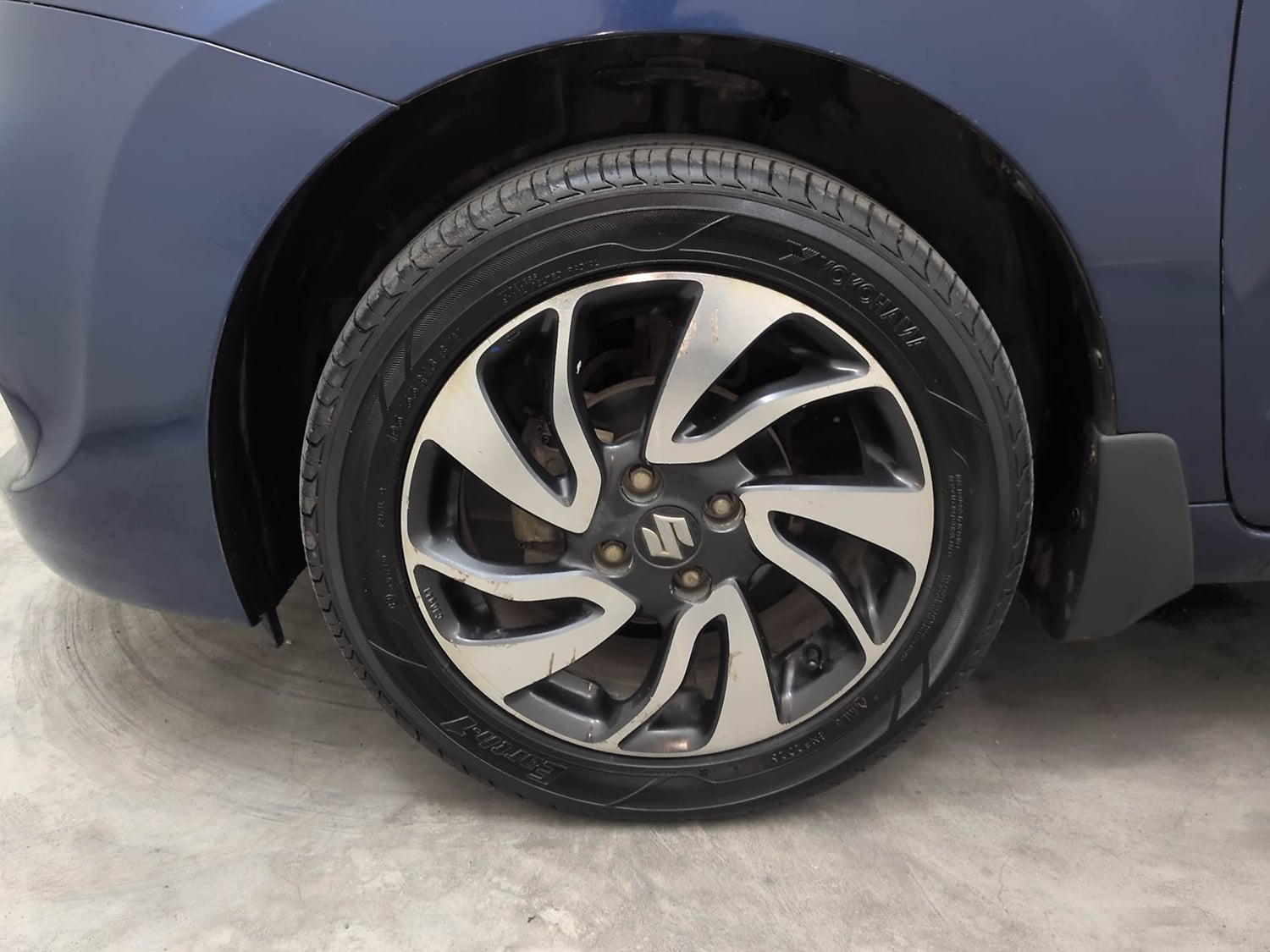 Used 2020 Maruti Suzuki Baleno Zeta Petrol Manual tyres LEFT FRONT TYRE RIM VIEW