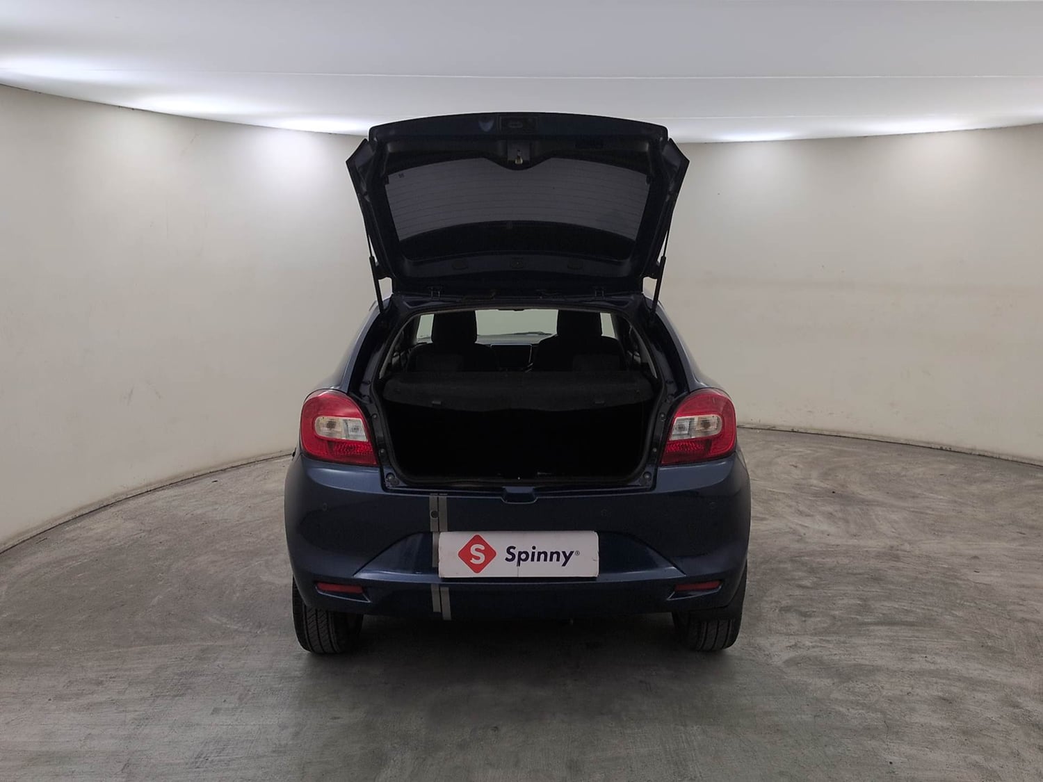Used 2020 Maruti Suzuki Baleno Zeta Petrol Manual interior DICKY DOOR OPEN VIEW