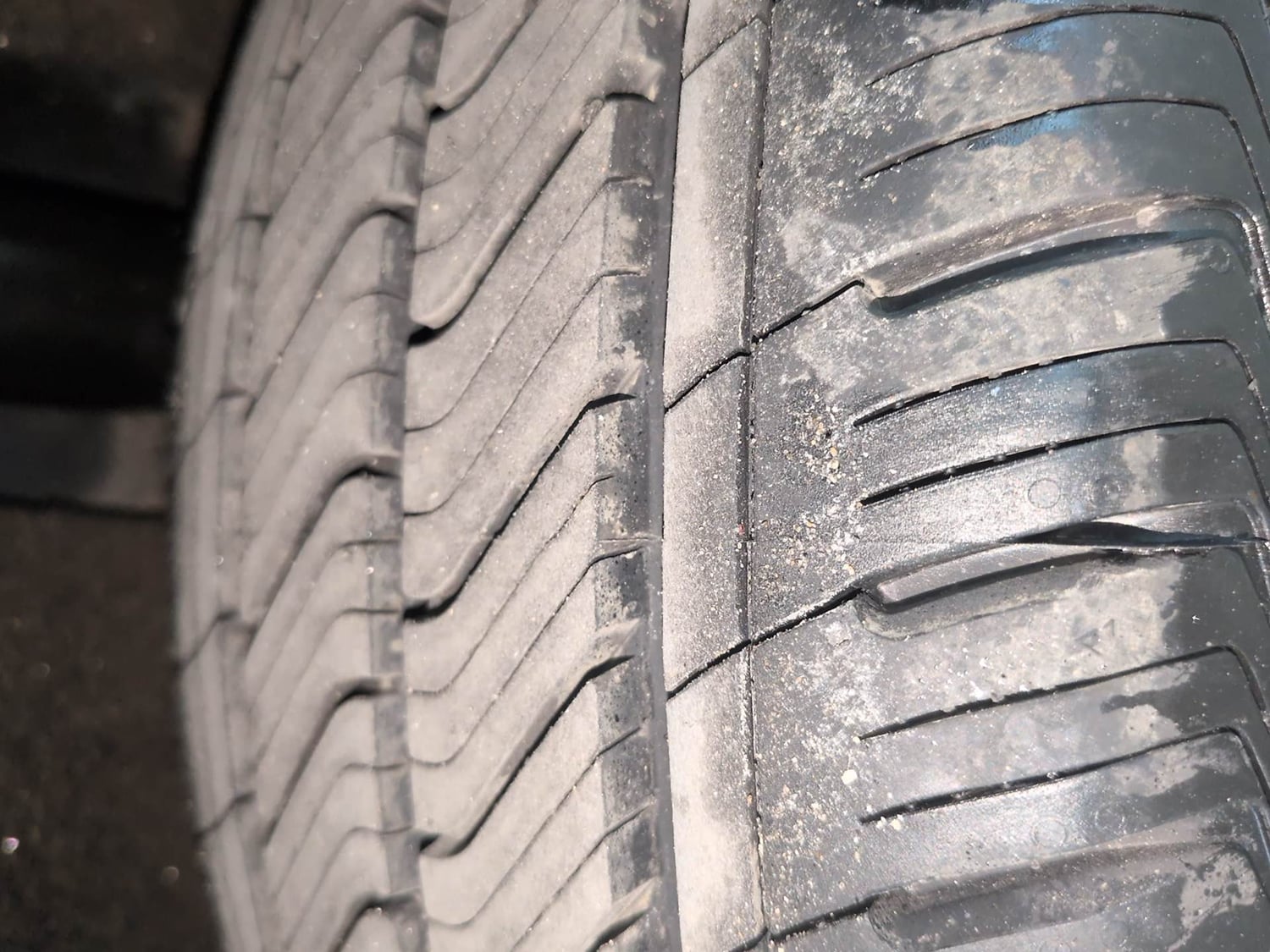 Used 2020 Maruti Suzuki Baleno Zeta Petrol Manual tyres LEFT REAR TYRE TREAD VIEW
