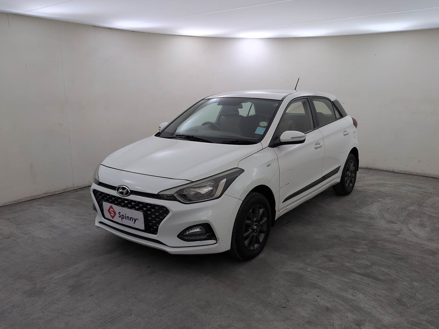 Used 2019 Hyundai Elite i20 Asta 1.2 AT Petrol Automatic exterior LEFT FRONT CORNER VIEW
