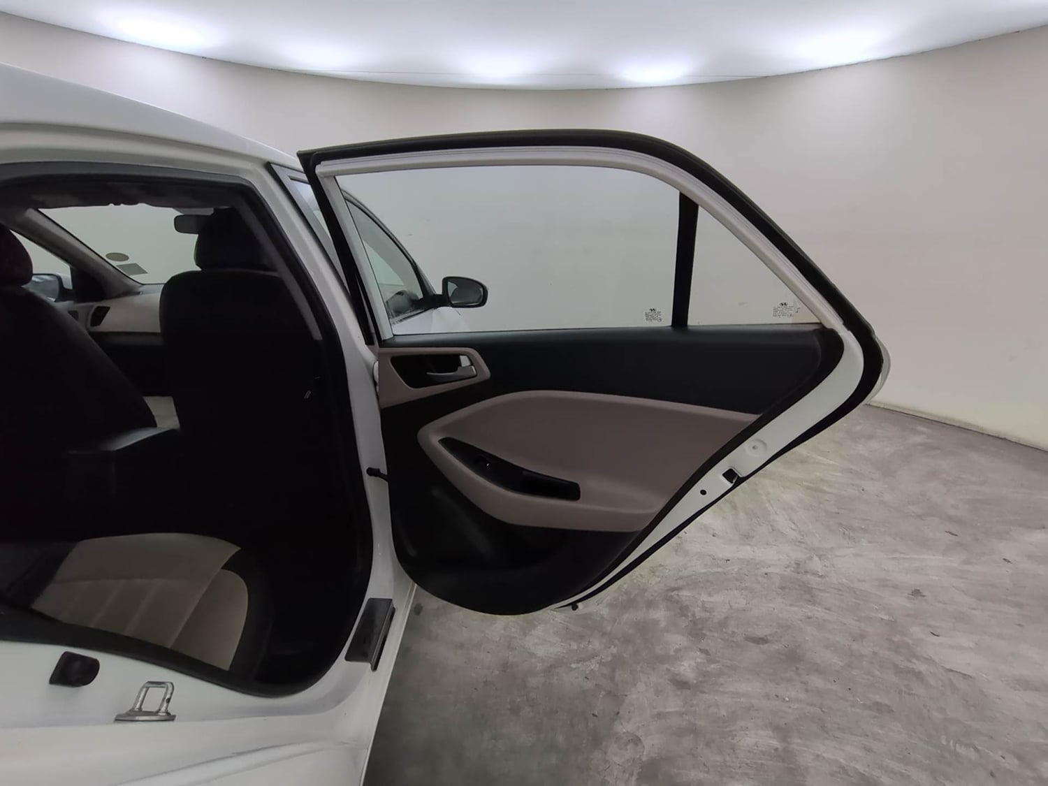 Used 2019 Hyundai Elite i20 Asta 1.2 AT Petrol Automatic interior RIGHT REAR DOOR OPEN VIEW