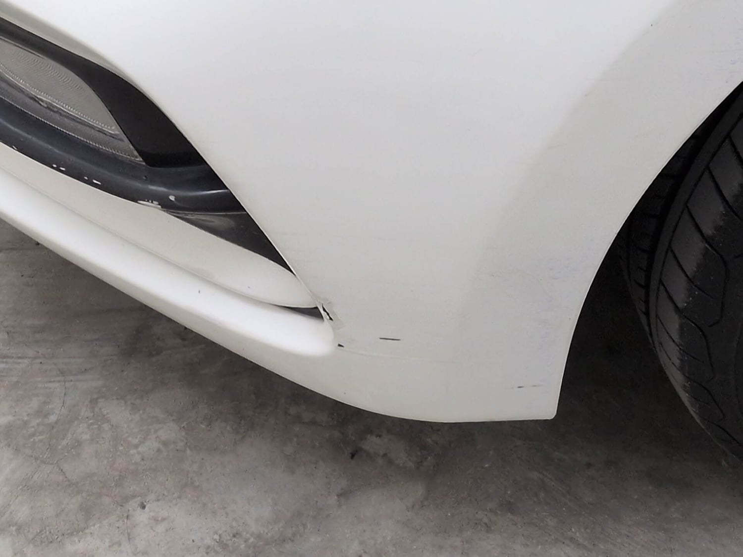 Used 2019 Hyundai Elite i20 Asta 1.2 AT Petrol Automatic dents MINOR SCRATCH