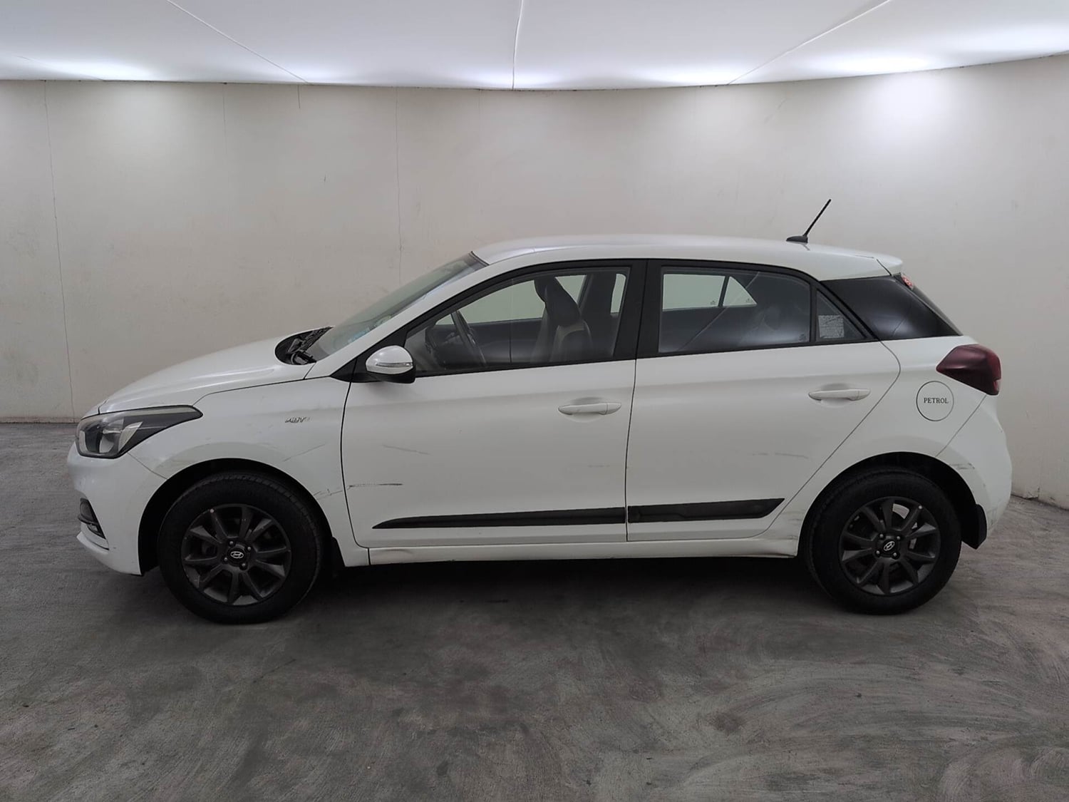 Used 2019 Hyundai Elite i20 Asta 1.2 AT Petrol Automatic exterior LEFT SIDE VIEW