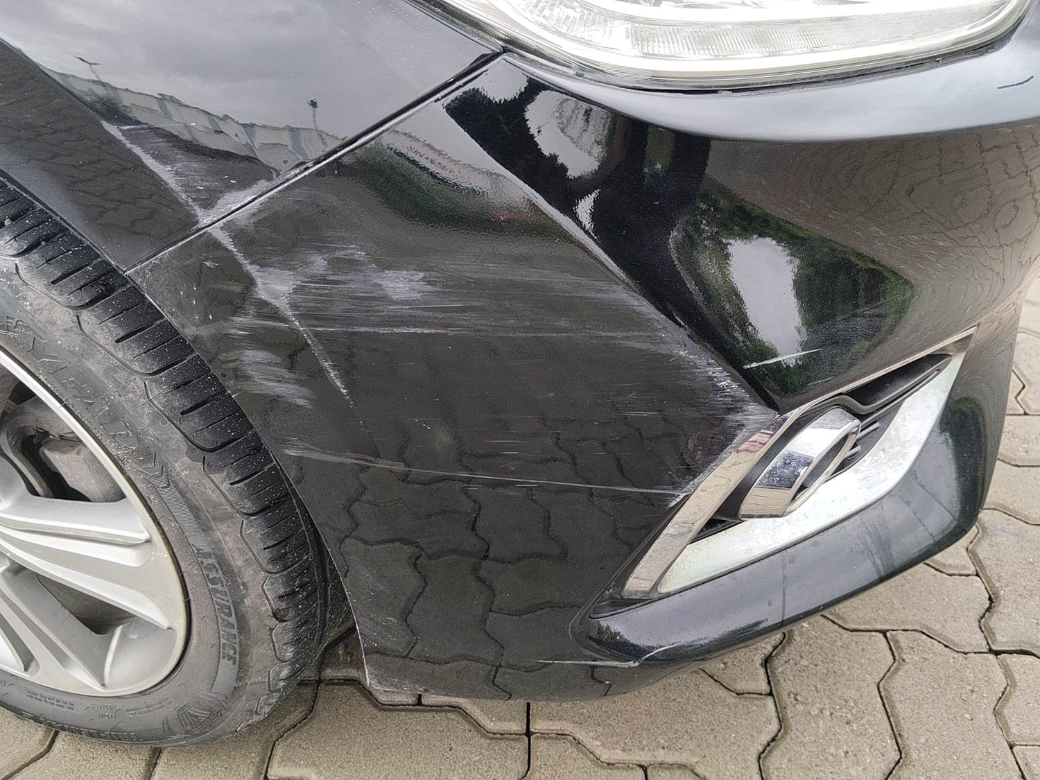 Used 2018 Hyundai Verna SX (O) 1.6 VTVT AT Petrol Automatic dents MINOR SCRATCH