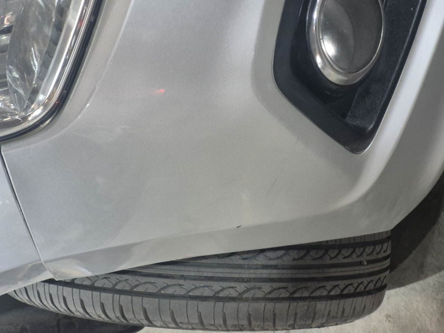 Used 2013 Hyundai Grand i10 Sportz 1.1 CRDi Diesel Manual dents MINOR SCRATCH