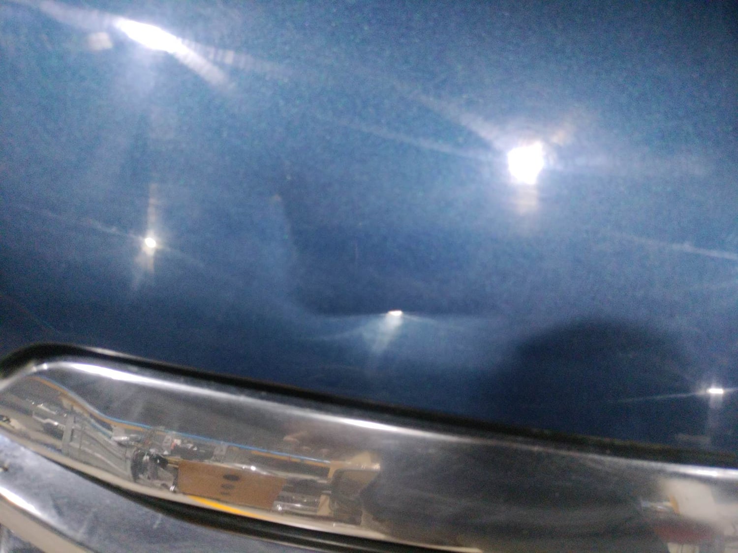 Used 2016 Maruti Suzuki Ertiga VXI AT Petrol Automatic dents MINOR SCRATCH