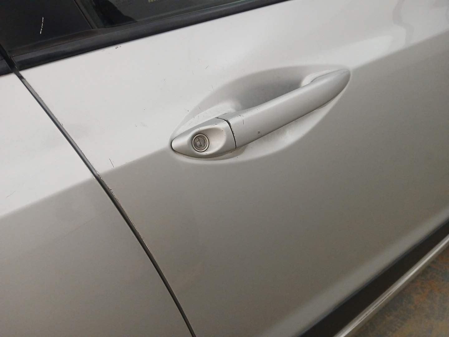Used 2014 Hyundai Xcent S 1.2 Petrol Manual dents MINOR SCRATCH