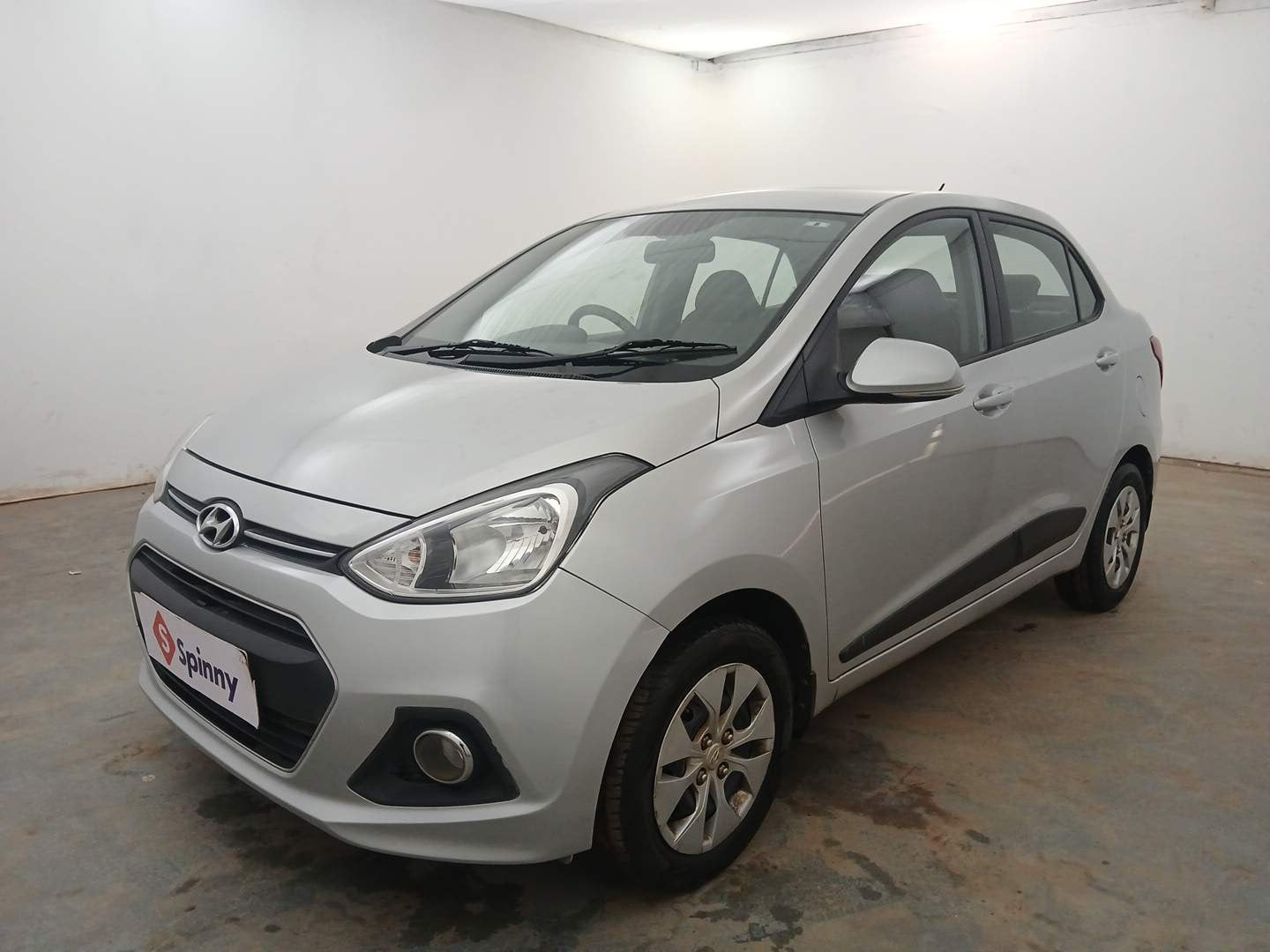 Used 2014 Hyundai Xcent S 1.2 Petrol Manual exterior LEFT FRONT CORNER VIEW