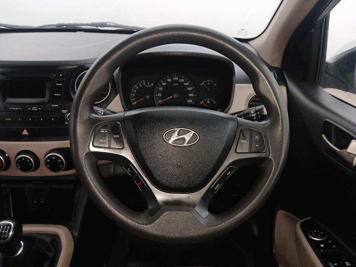 Used 2014 Hyundai Xcent S 1.2 Petrol Manual interior STEERING VIEW