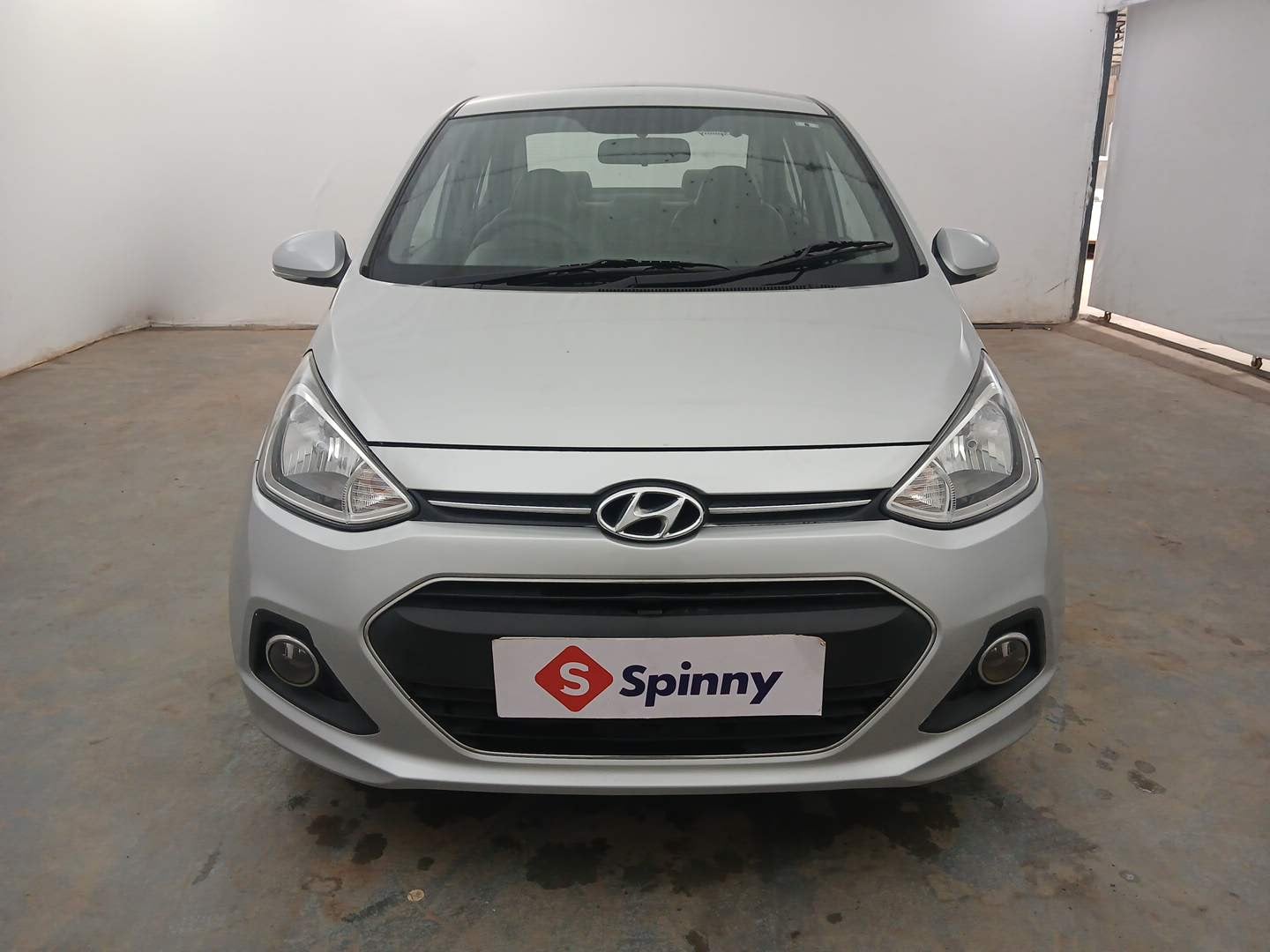 Used 2014 Hyundai Xcent S 1.2 Petrol Manual exterior FRONT VIEW