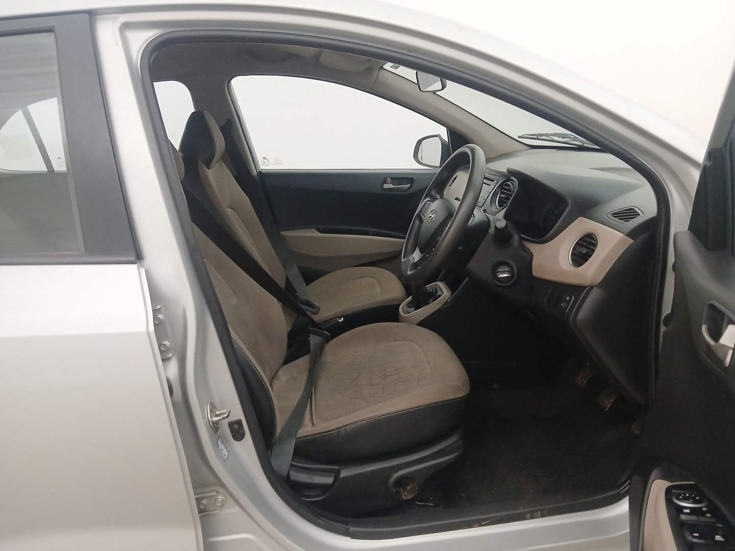 Used 2014 Hyundai Xcent S 1.2 Petrol Manual interior RIGHT SIDE FRONT DOOR CABIN VIEW