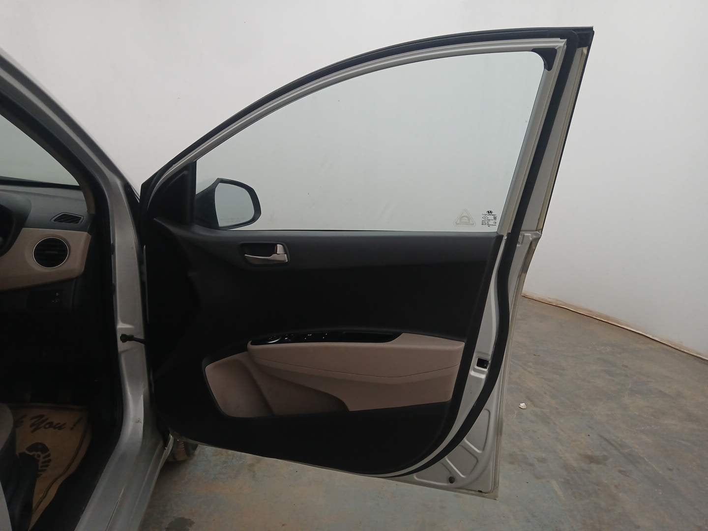 Used 2014 Hyundai Xcent S 1.2 Petrol Manual interior RIGHT FRONT DOOR OPEN VIEW