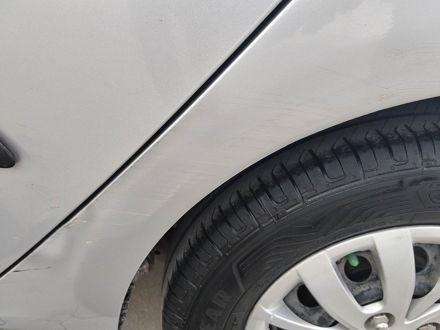Used 2014 Hyundai i10 Sportz 1.1 iRDE2 Petrol Manual dents MINOR SCRATCH