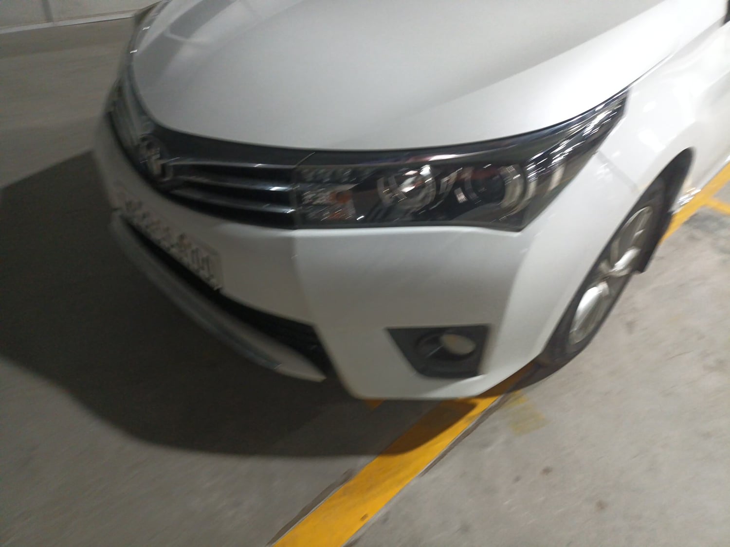 Used 2015 Toyota Corolla Altis VL AT Petrol Petrol Automatic dents MINOR SCRATCH