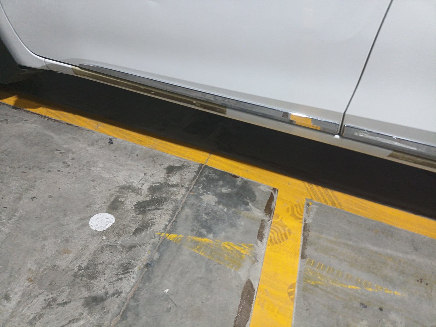 Used 2015 Toyota Corolla Altis VL AT Petrol Petrol Automatic dents MINOR DENT