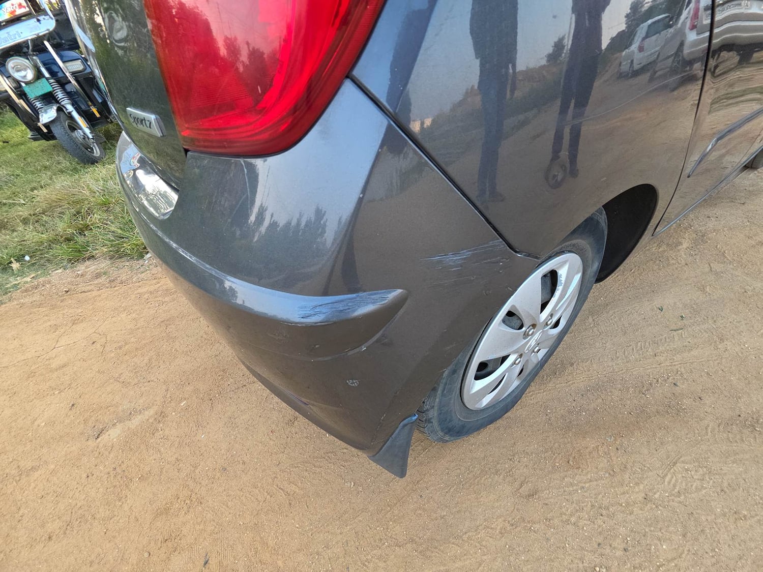 Used 2012 Hyundai i10 Sportz 1.2 Kappa2 Petrol Manual dents MINOR SCRATCH