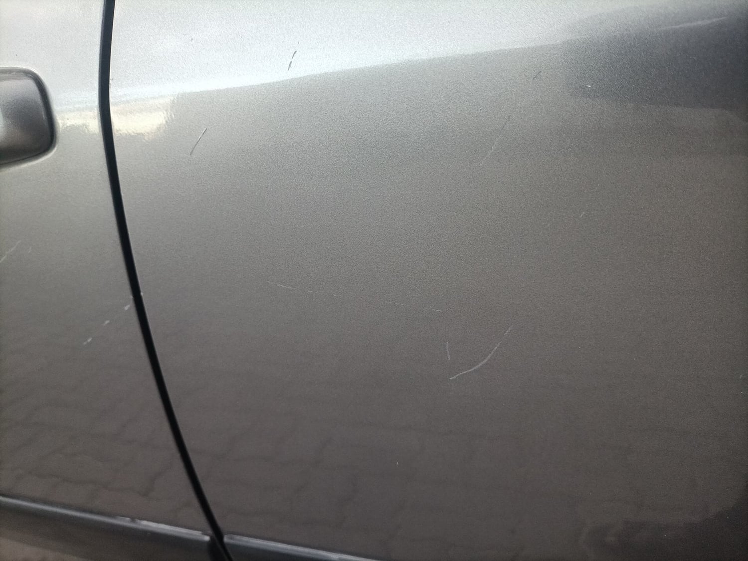 Used 2012 Maruti Suzuki Swift VXi Petrol Manual dents MINOR SCRATCH