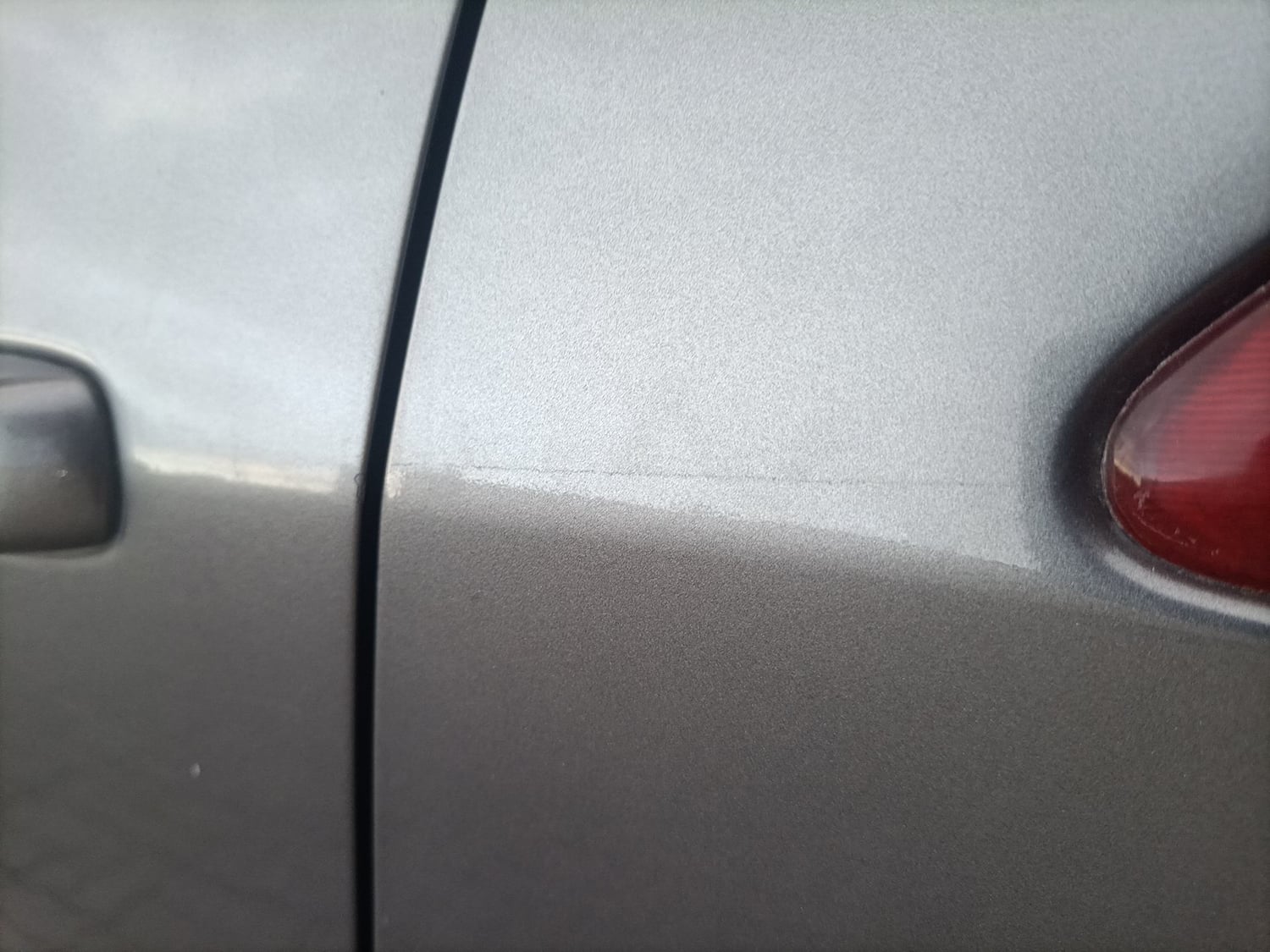 Used 2012 Maruti Suzuki Swift VXi Petrol Manual dents MINOR SCRATCH