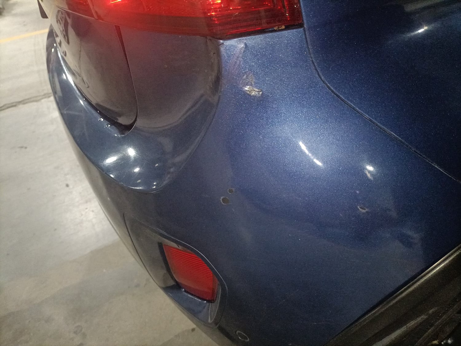 Used 2020 Maruti Suzuki Ignis Alpha 1.2 AMT Petrol Automatic dents MINOR SCRATCH