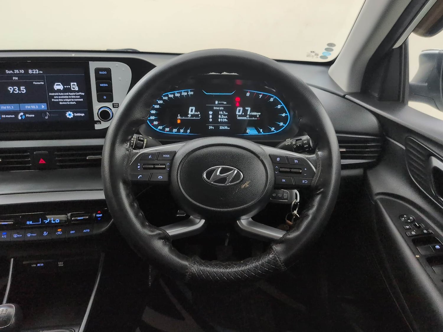Used 2023 Hyundai i20 Sportz 1.2 MT Petrol Manual interior STEERING VIEW