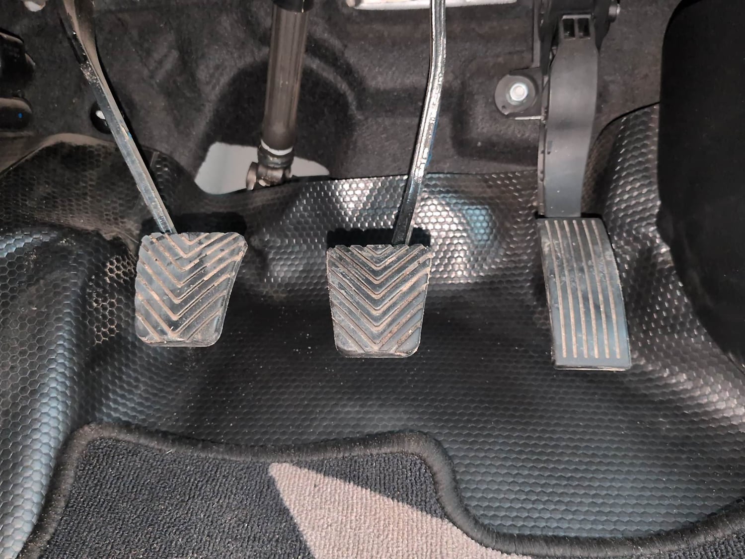 Used 2023 Hyundai i20 Sportz 1.2 MT Petrol Manual interior PEDALS VIEW
