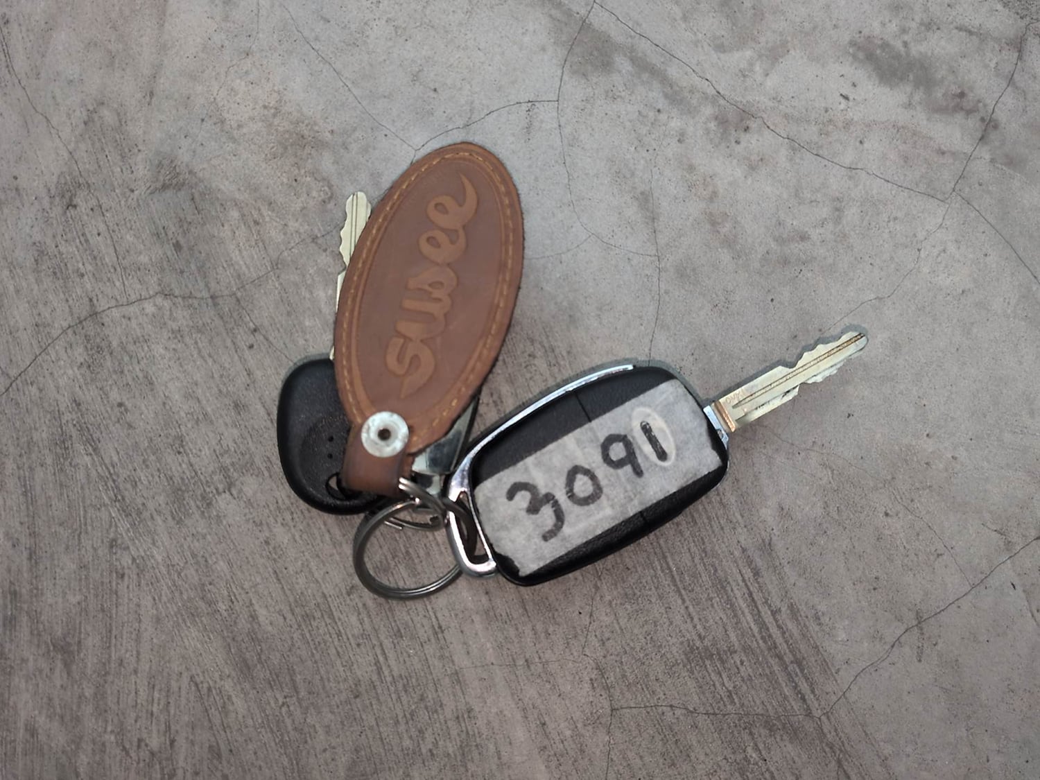 Used 2023 Hyundai i20 Sportz 1.2 MT Petrol Manual extra CAR KEY VIEW