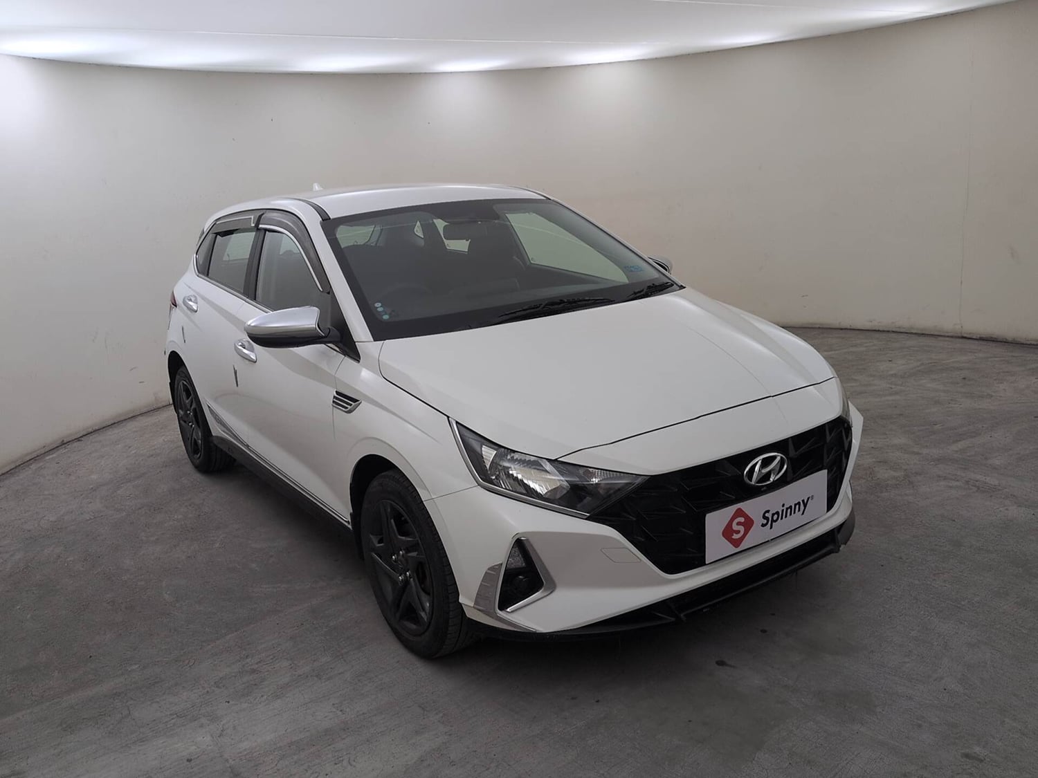 Used 2023 Hyundai i20 Sportz 1.2 MT Petrol Manual exterior RIGHT FRONT CORNER VIEW