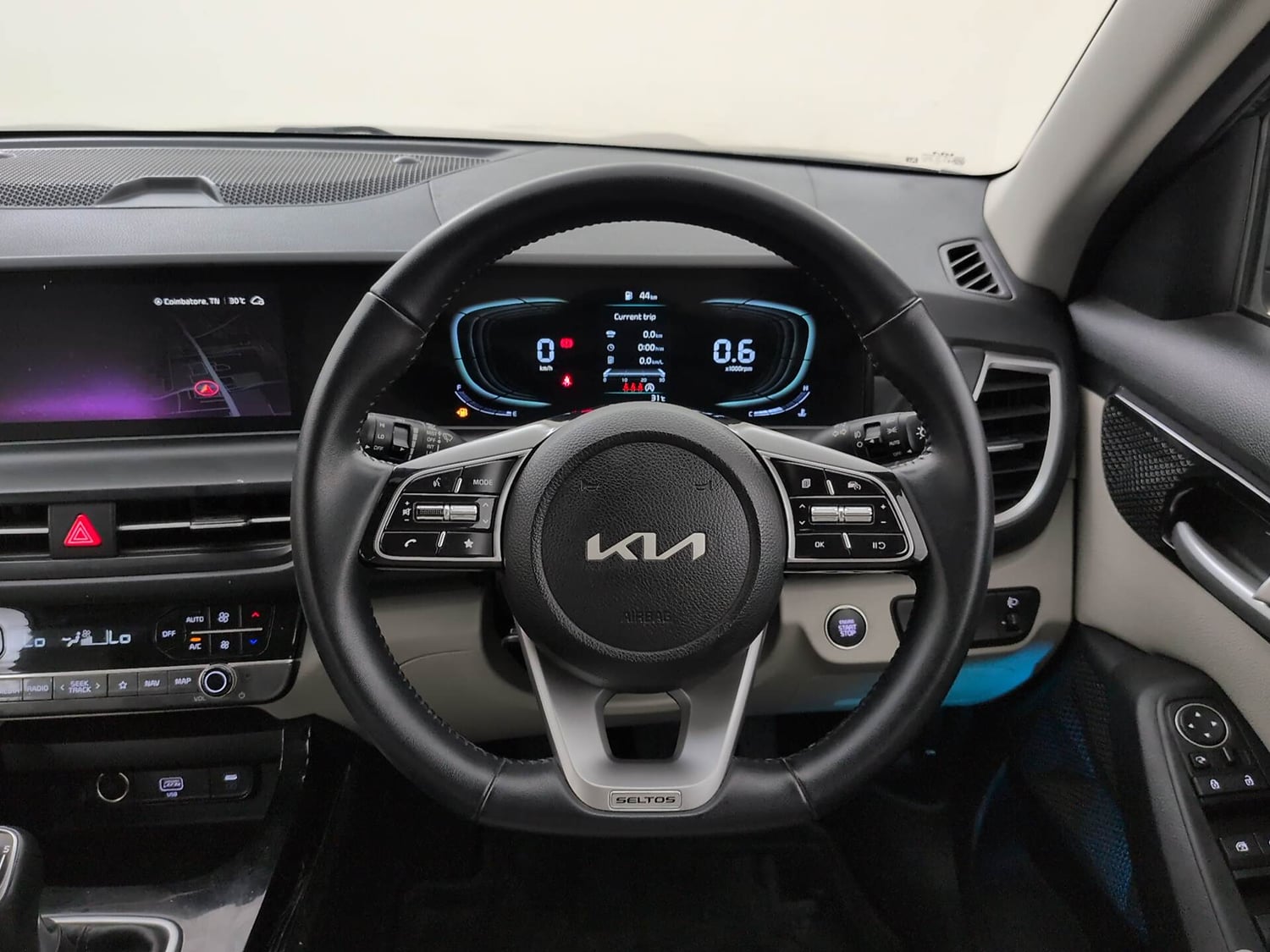 Used 2024 Kia Seltos HTX 1.5 Petrol MT Petrol Manual interior STEERING VIEW