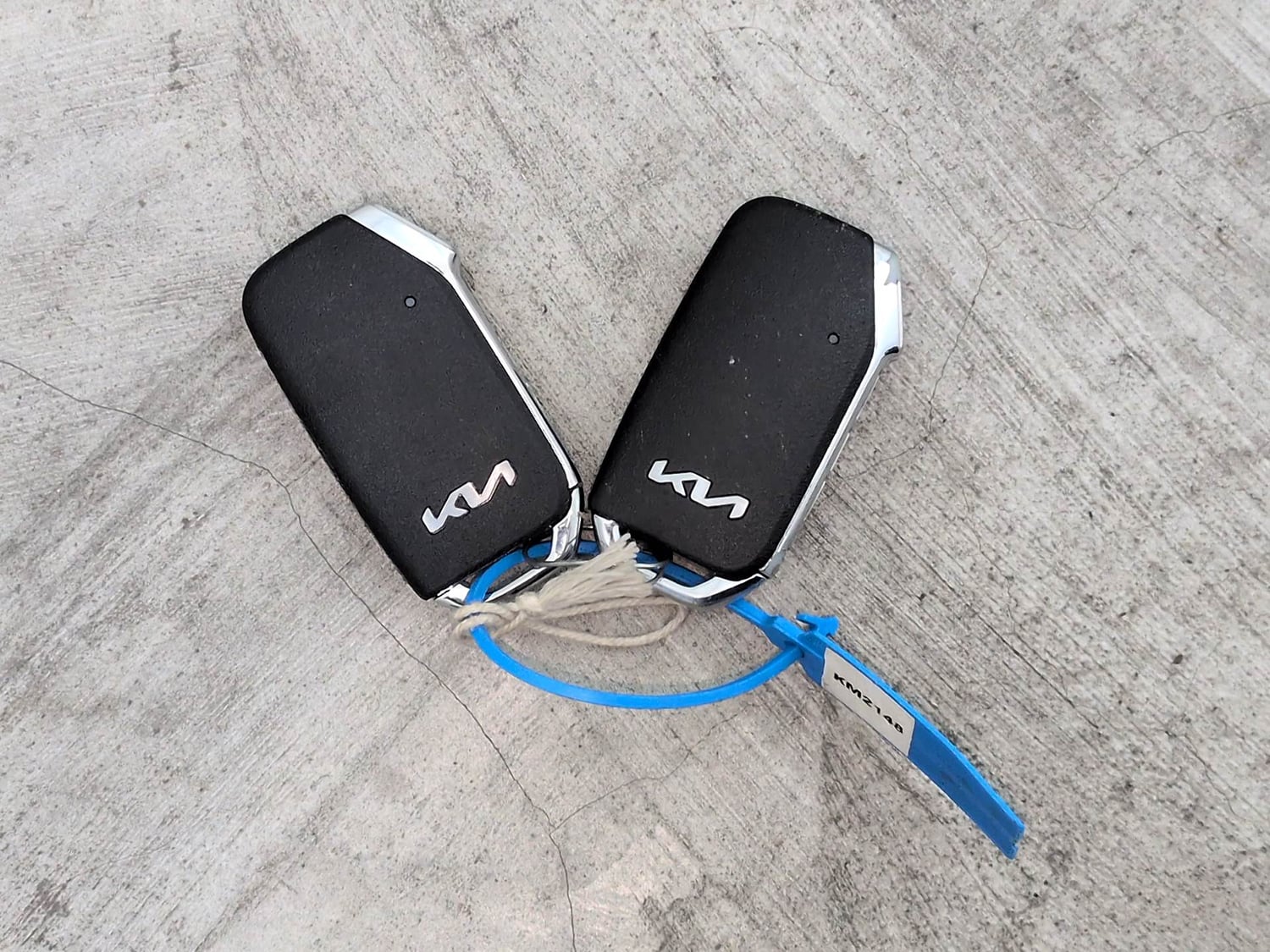Used 2024 Kia Seltos HTX 1.5 Petrol MT Petrol Manual extra CAR KEY VIEW