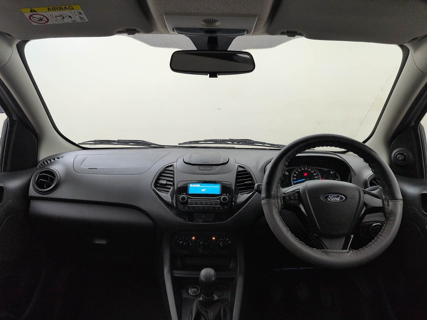 Used 2021 Ford Figo Titanium 1.2 Ti-VCT MT Petrol Manual interior DASHBOARD VIEW