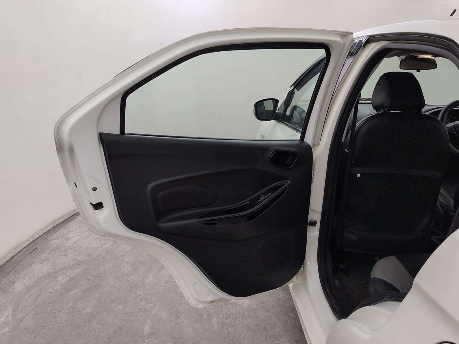 Used 2021 Ford Figo Titanium 1.2 Ti-VCT MT Petrol Manual interior LEFT REAR DOOR OPEN VIEW