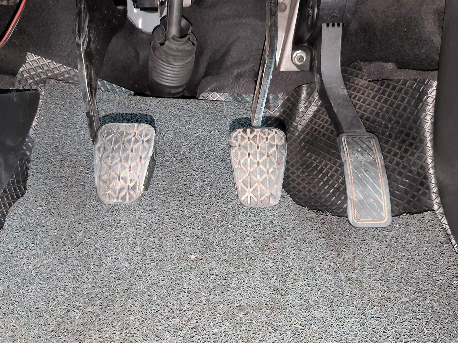 Used 2021 Ford Figo Titanium 1.2 Ti-VCT MT Petrol Manual interior PEDALS VIEW