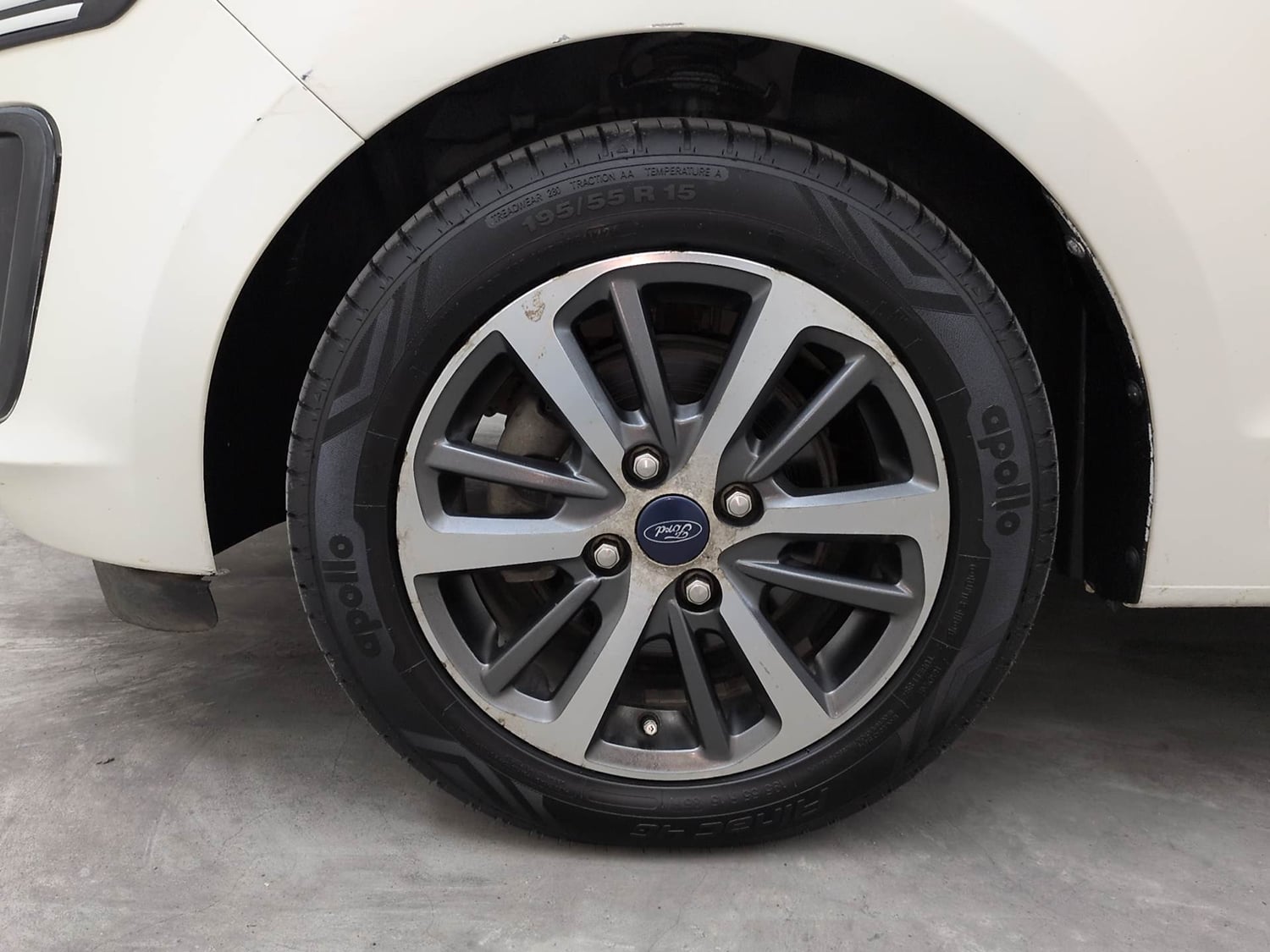 Used 2021 Ford Figo Titanium 1.2 Ti-VCT MT Petrol Manual tyres LEFT FRONT TYRE RIM VIEW
