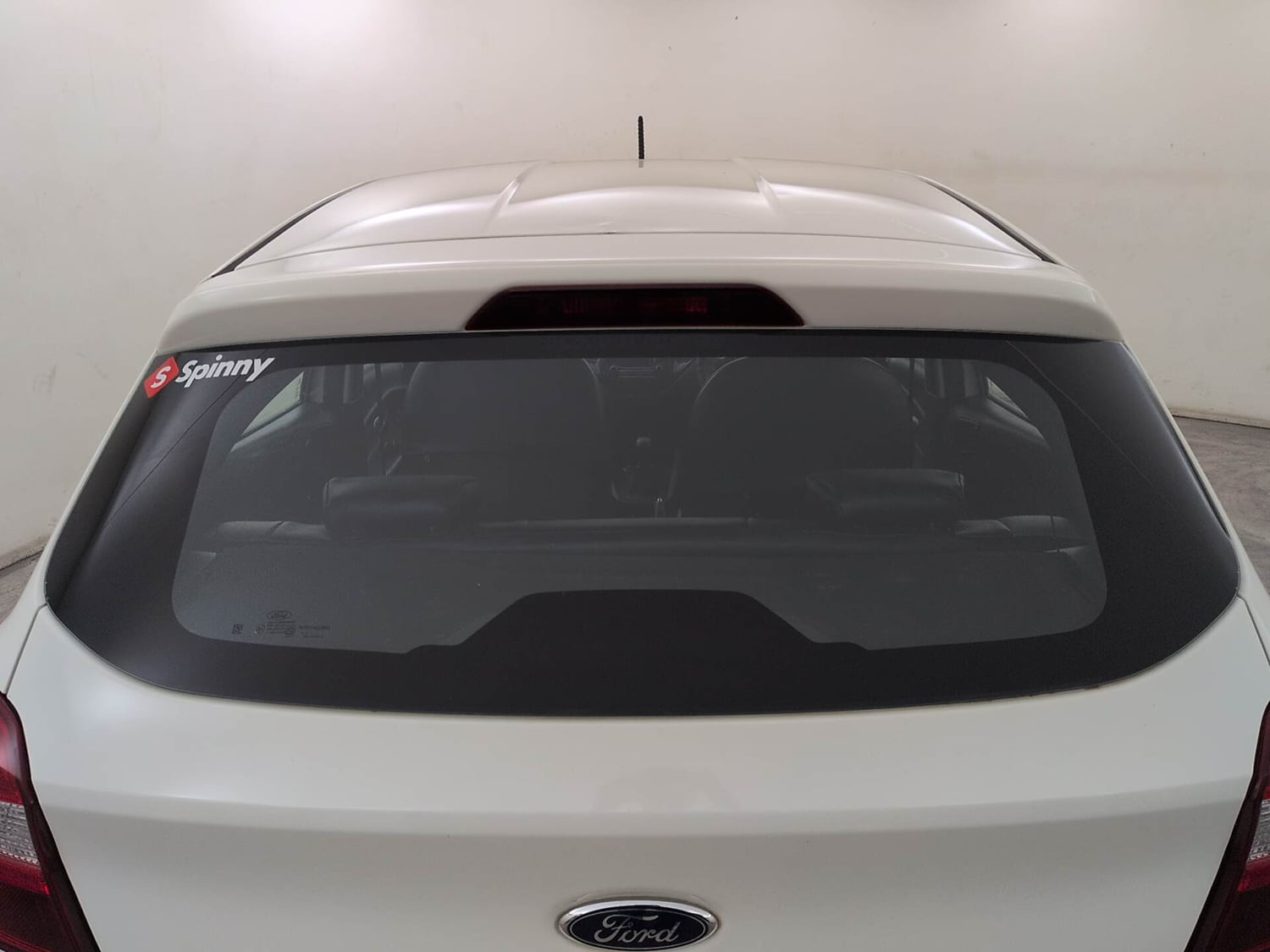 Used 2021 Ford Figo Titanium 1.2 Ti-VCT MT Petrol Manual exterior BACK WINDSHIELD VIEW